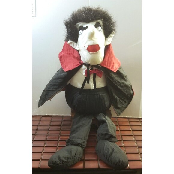 Vintage Halloween Vampire Puffalump Plush 22" Tall Stuffed Toy Count Dracula - Picture 1 of 4